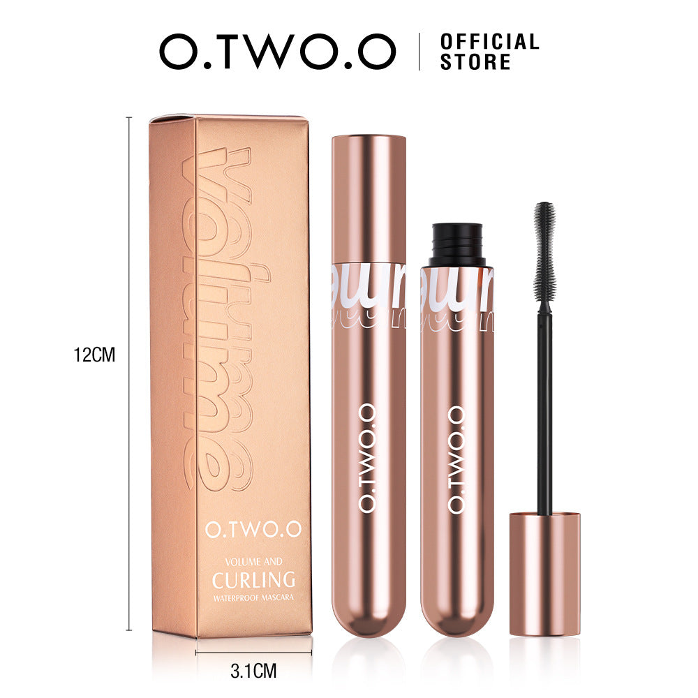 O.TWO.O Mascara – Lush, Long, and Defined Lashes