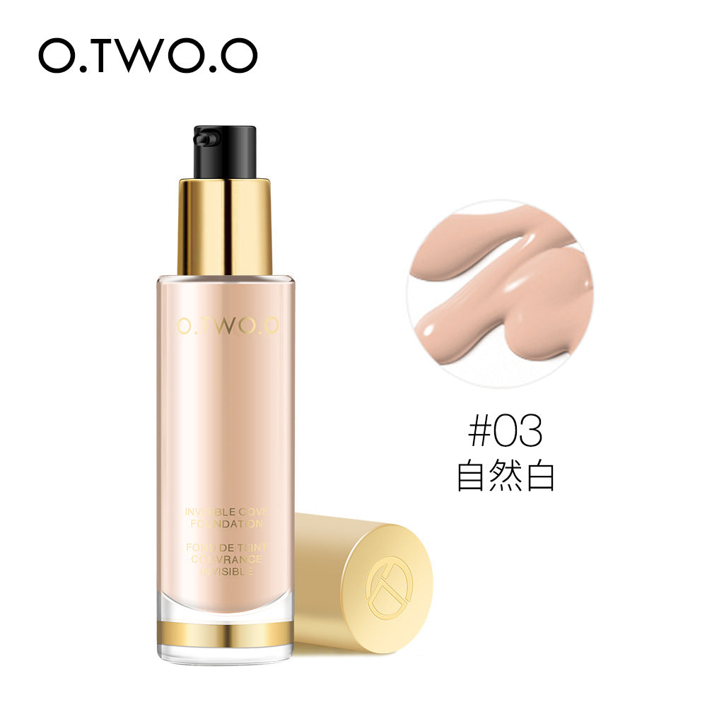 O.TWO.O Golden Natural Long-Wear Foundation