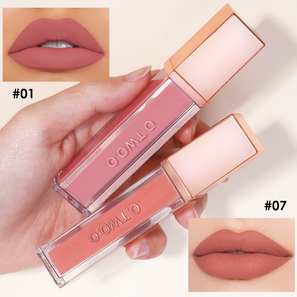 O.TWO.O High-Impact Matte Lip Tint