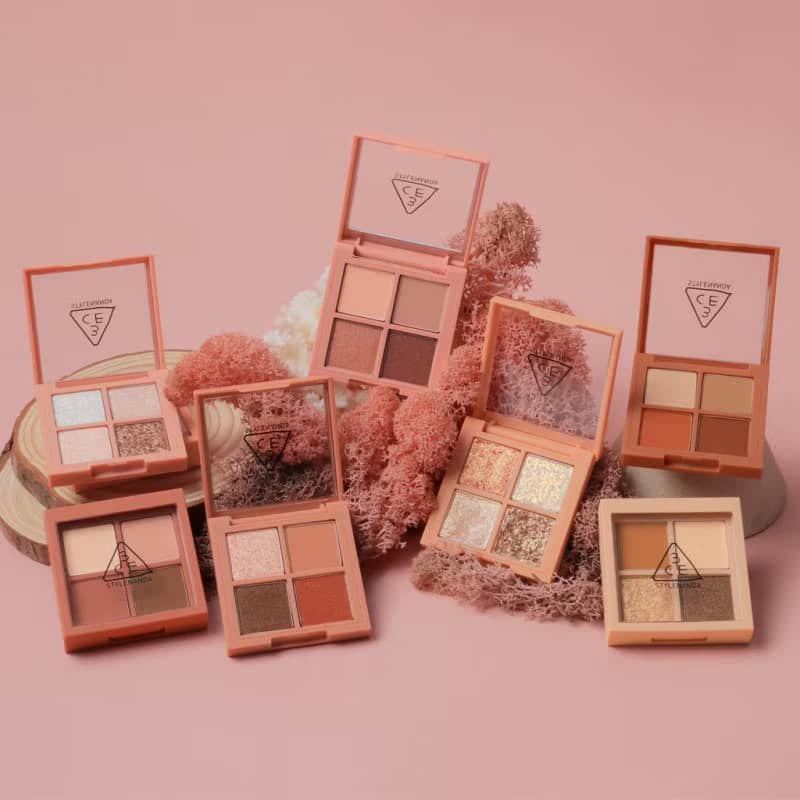 3CE Mini Multi Eye Color Palette, 4 blendable smooth texture, high pigment color pay-off, crease free natural look