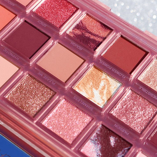 MAYBELUCKY 18-Color Reversible Rose Eyeshadow Palette
