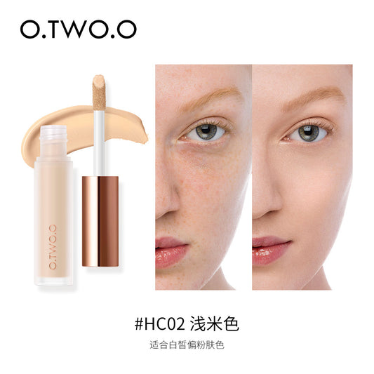 O.TWO.O Lightweight Tinted Concealer