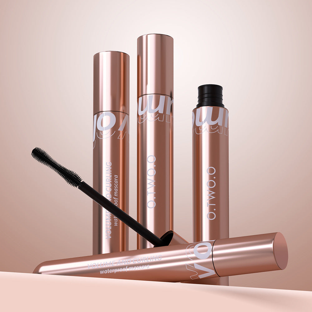 O.TWO.O Mascara – Lush, Long, and Defined Lashes