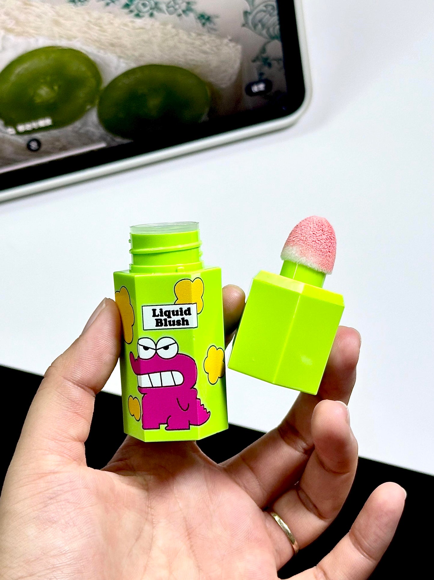 Liquid blush
